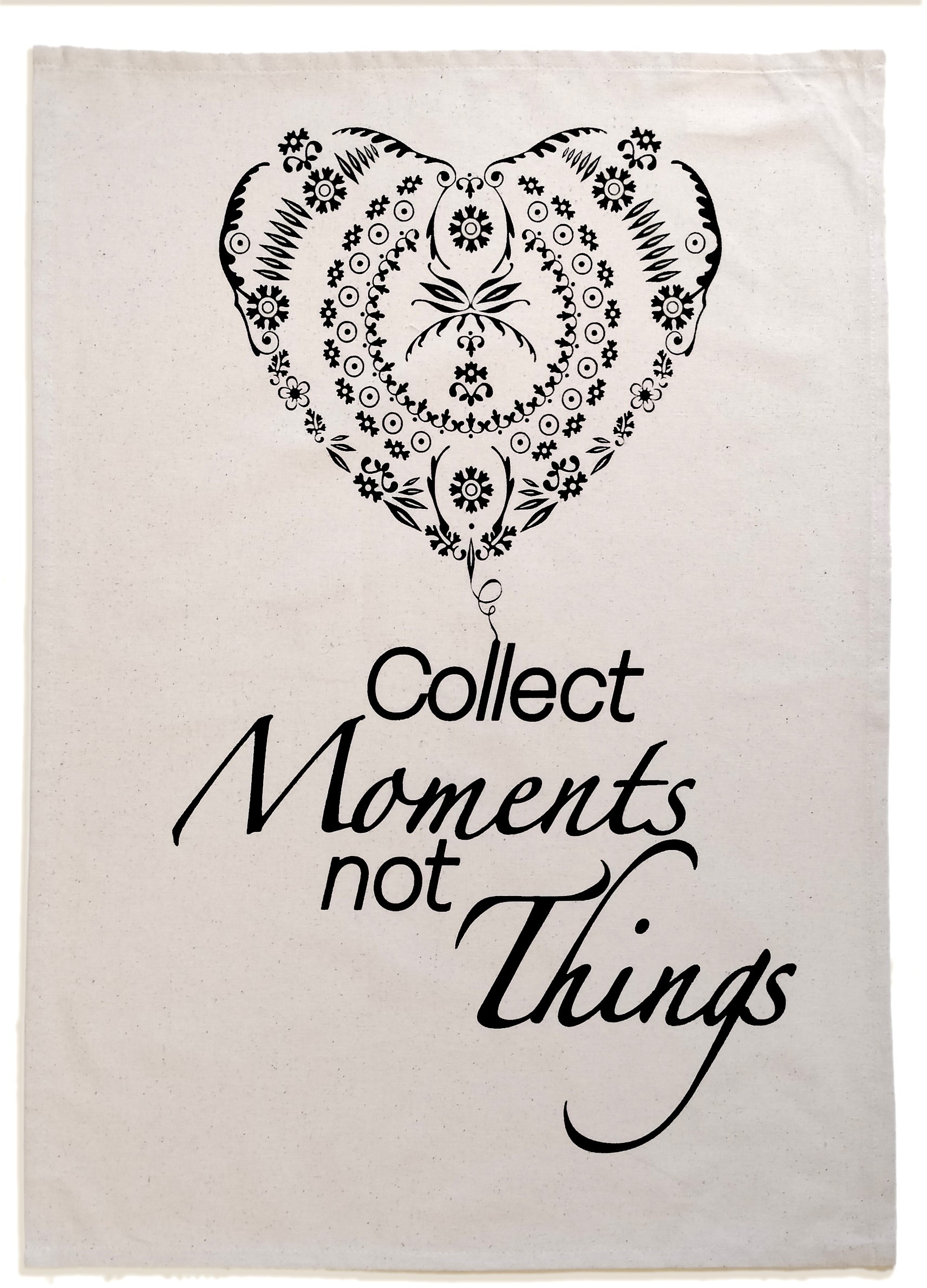 TTCollectMoments_Blackpic1